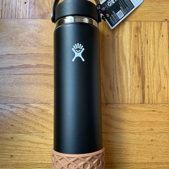 Hydro Flask Vans VANS Hydro Flask 24oz Limited Edition Wide Mouth Waffle  Boot Water